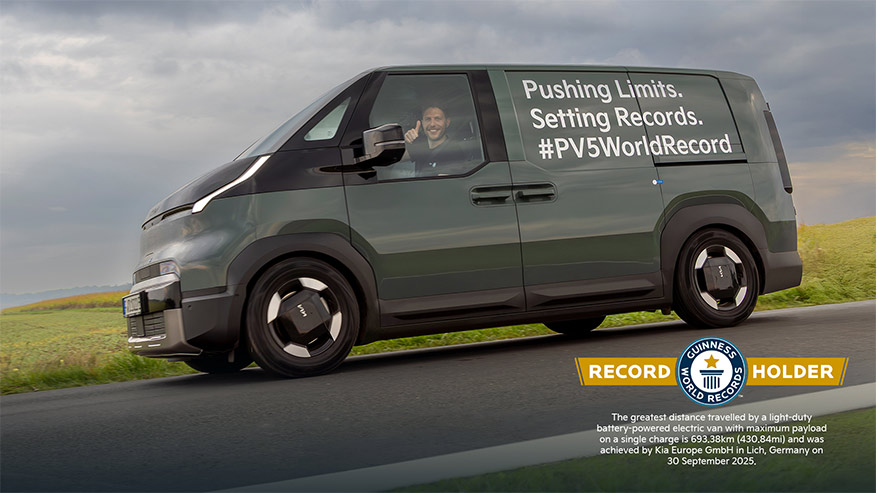 Le Kia PV5 Cargo établit un record GUINNESS WORLD RECORDS™ : 693,38 kilomètres parcourus sur une seule charge avec charge utile maximale